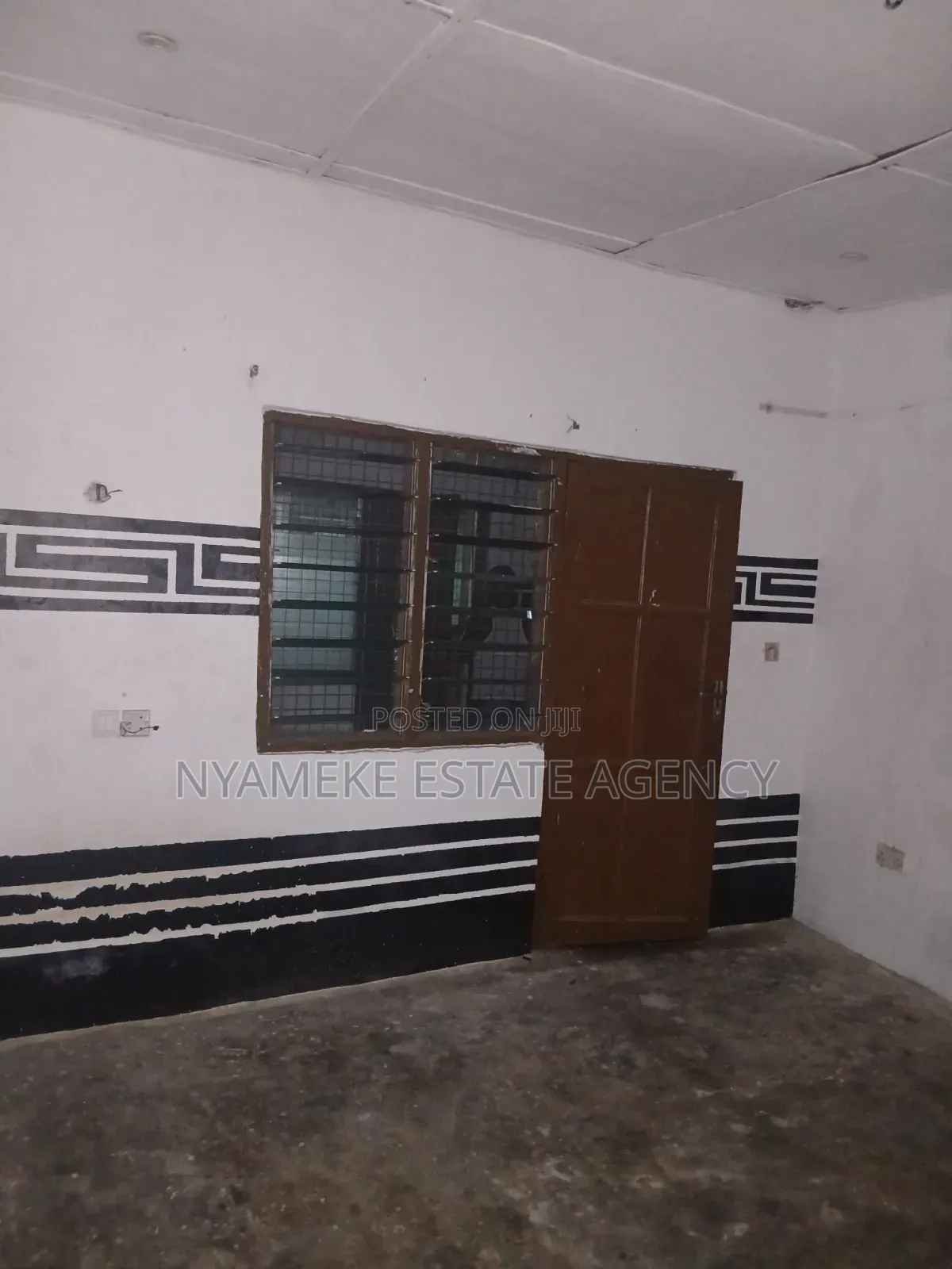 1bdrm Room & Parlour in Karikari, Exhibition for rent