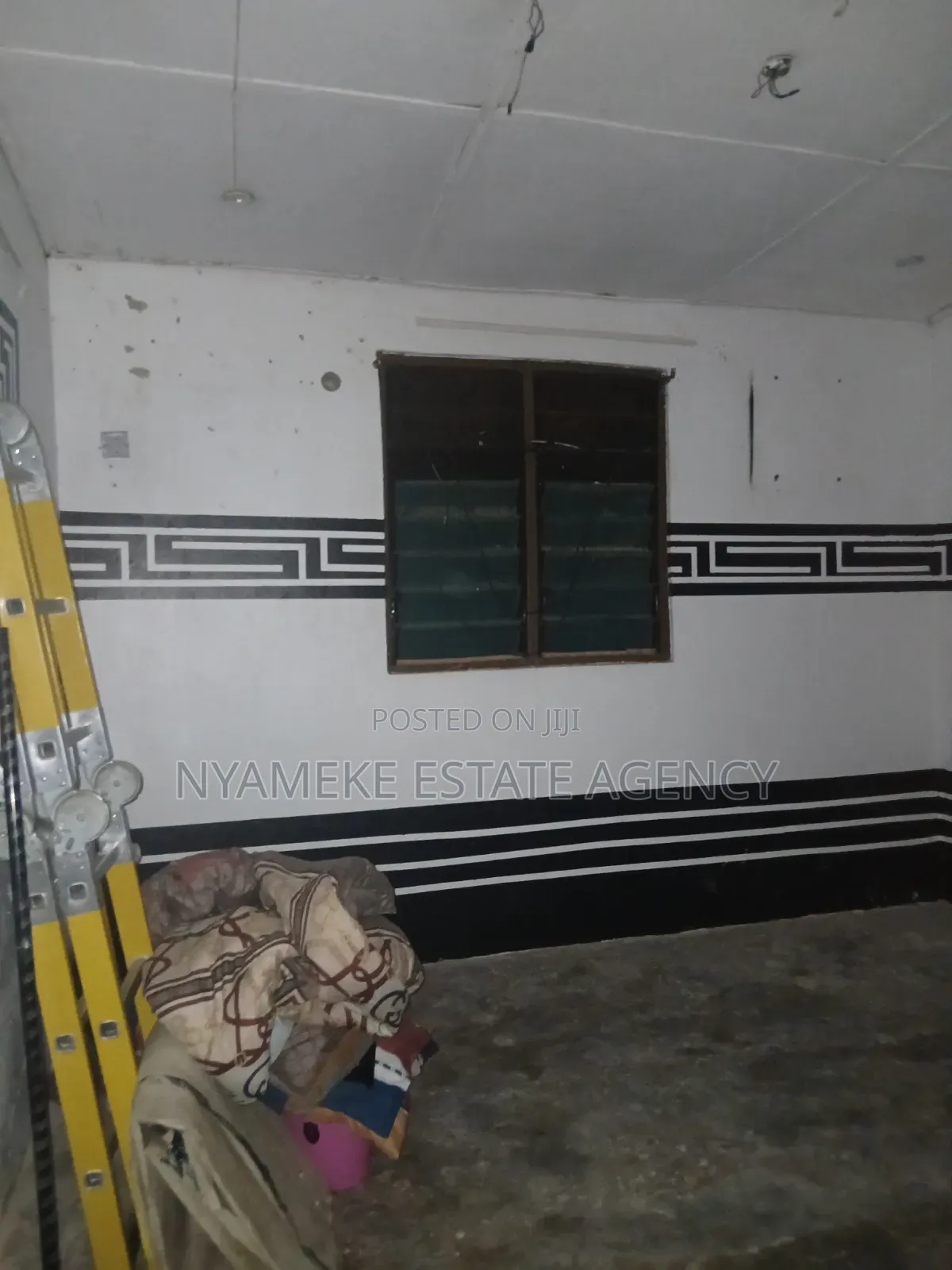 1bdrm Room & Parlour in Karikari, Exhibition for rent