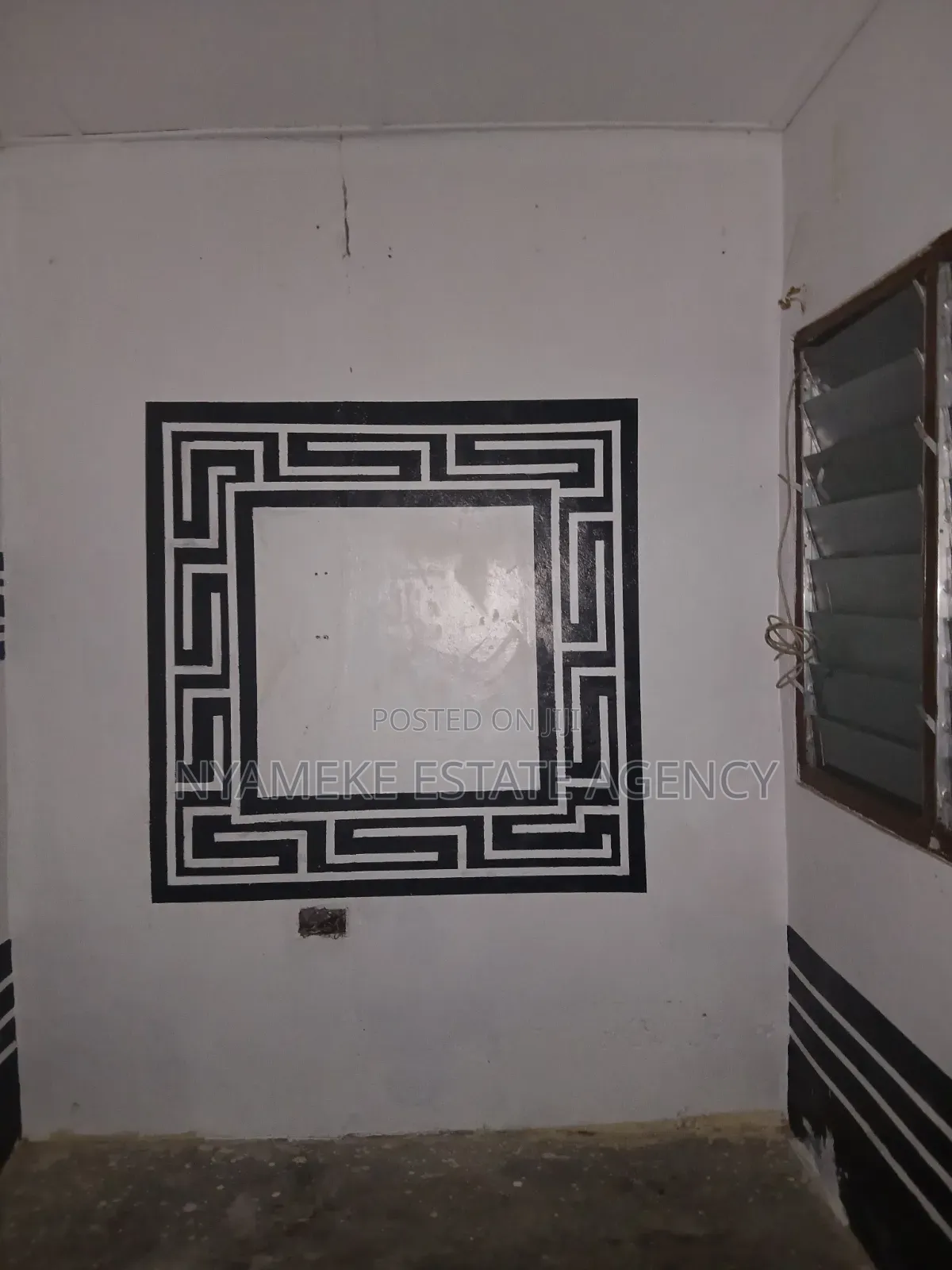 1bdrm Room & Parlour in Karikari, Exhibition for rent