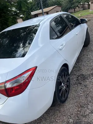 Toyota Corolla 2014 White