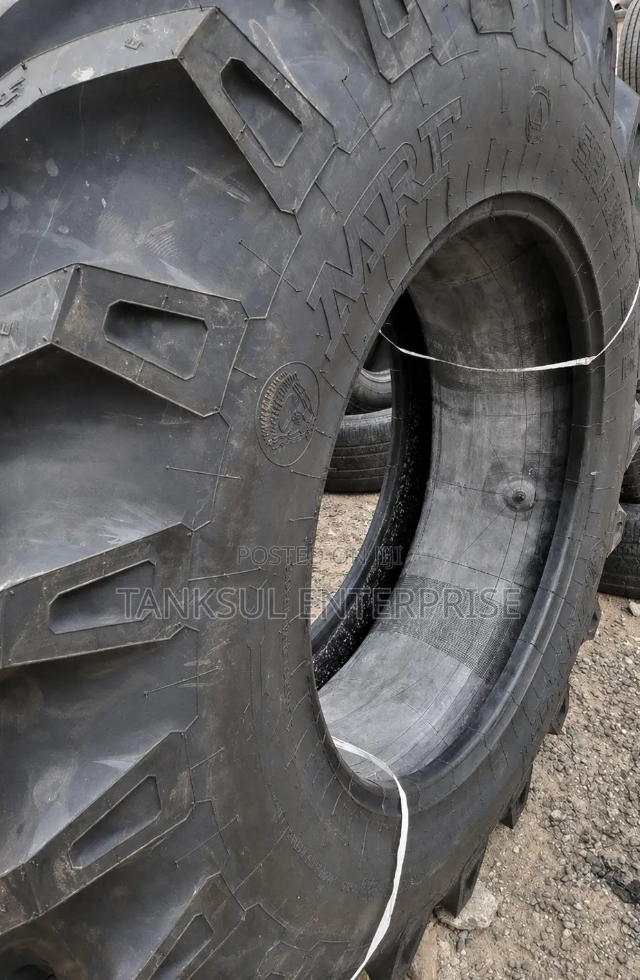 MRF 18.4-30 Tractor Tyre