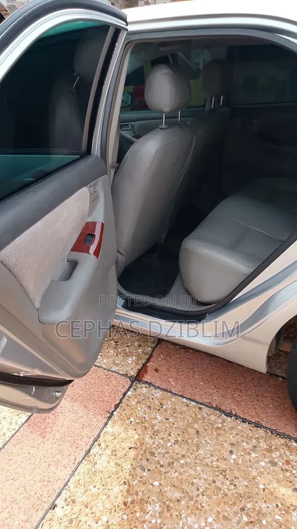 Toyota Corolla LE 2007 Silver
