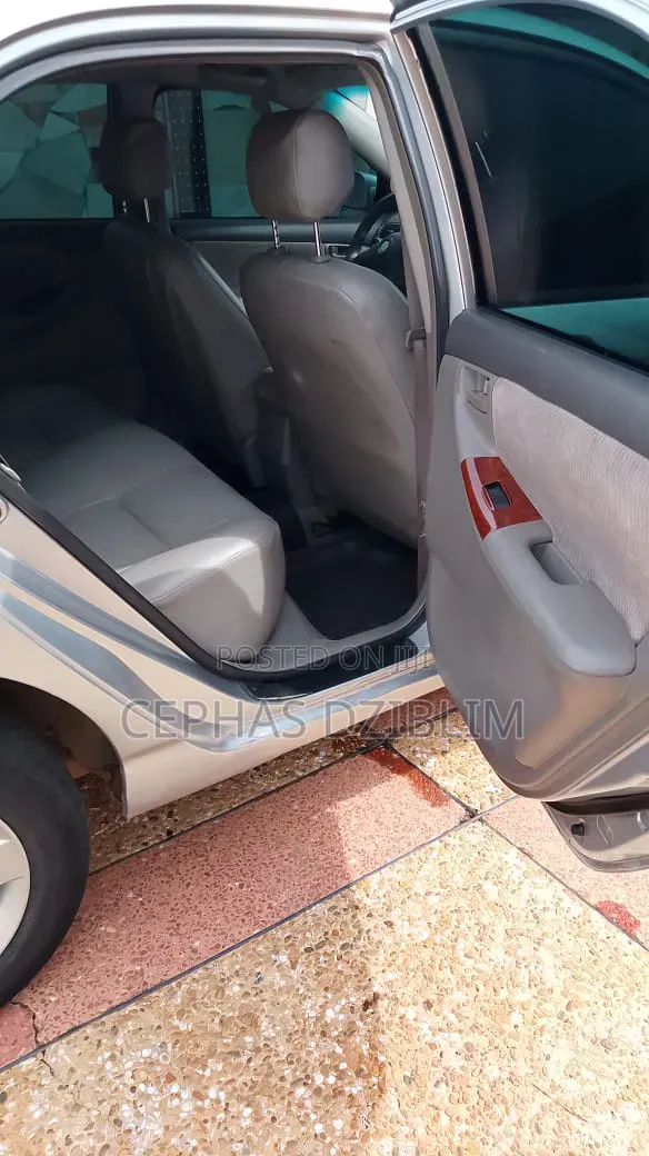 Toyota Corolla LE 2007 Silver
