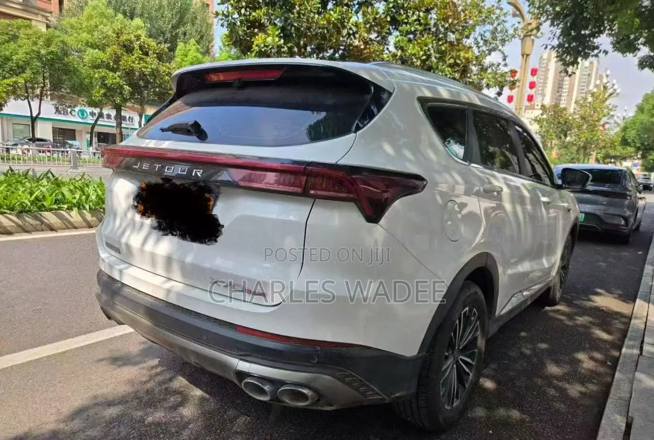 Jetour X70 Plus 2022 White