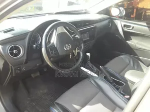 Toyota Corolla 2017 Gray