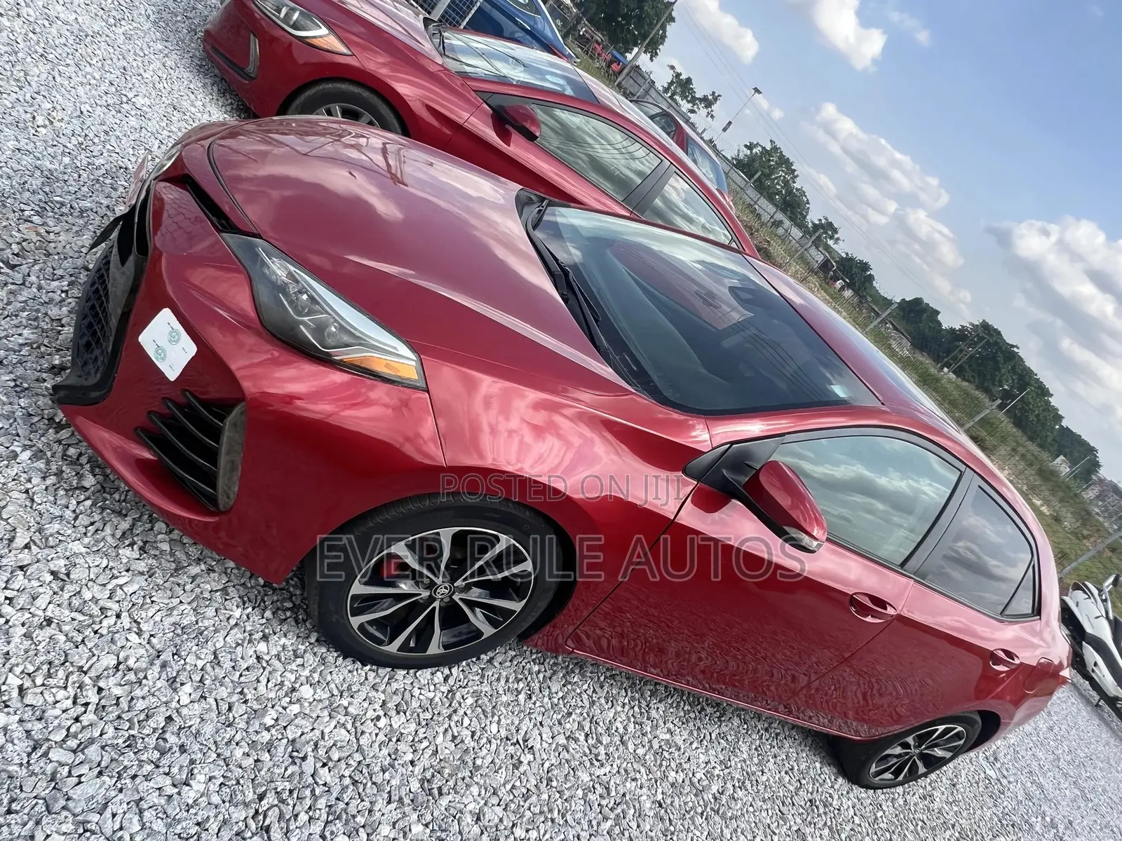 Toyota Corolla XSE (1.8L 4cyl 2A) 2018 Red