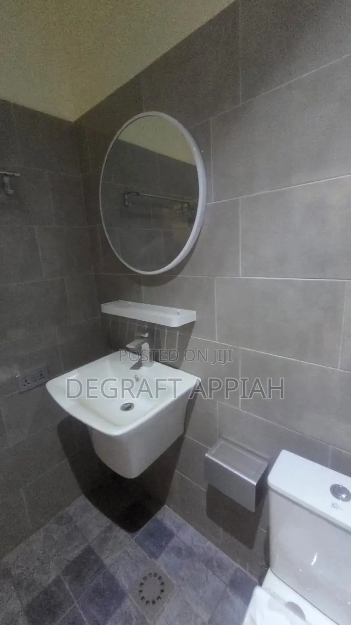 4bdrm House in Tech Kwamo, Kumasi Metropolitan for sale