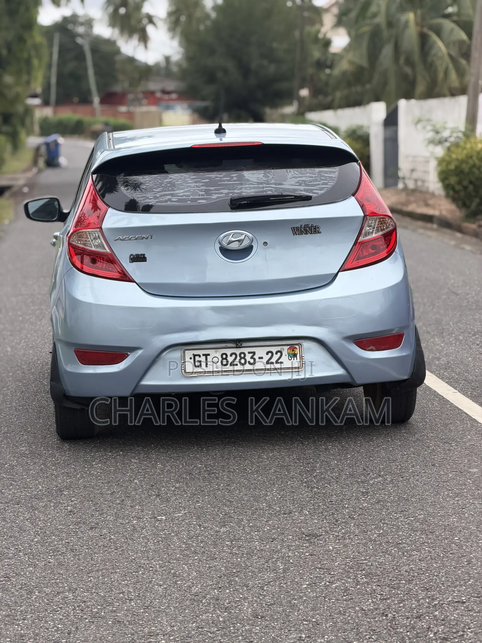 Hyundai Accent SE 4dr Hatchback (1.6L 4cyl 6M) 2014 Blue