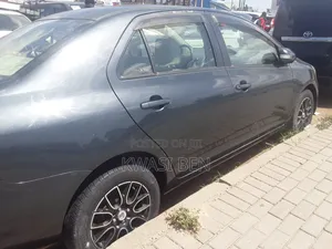 Toyota Belta 2010 Black