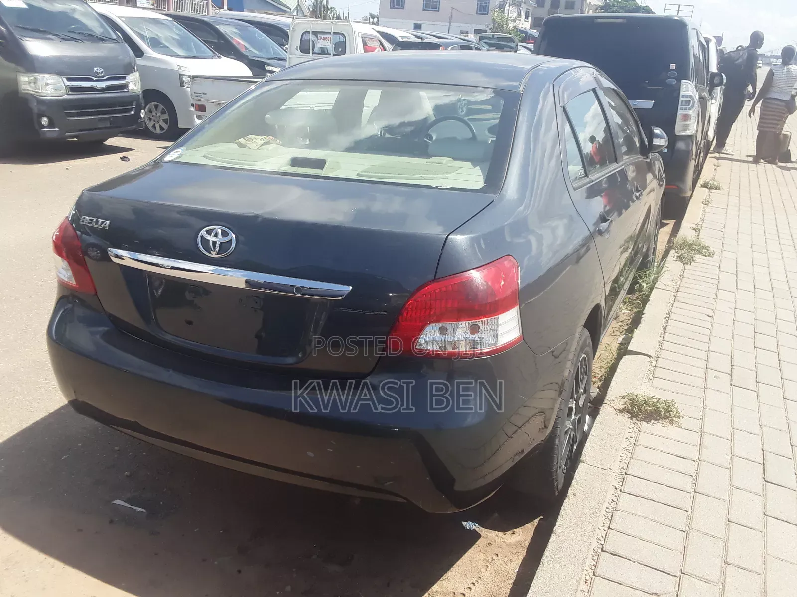 Toyota Belta 2010 Black