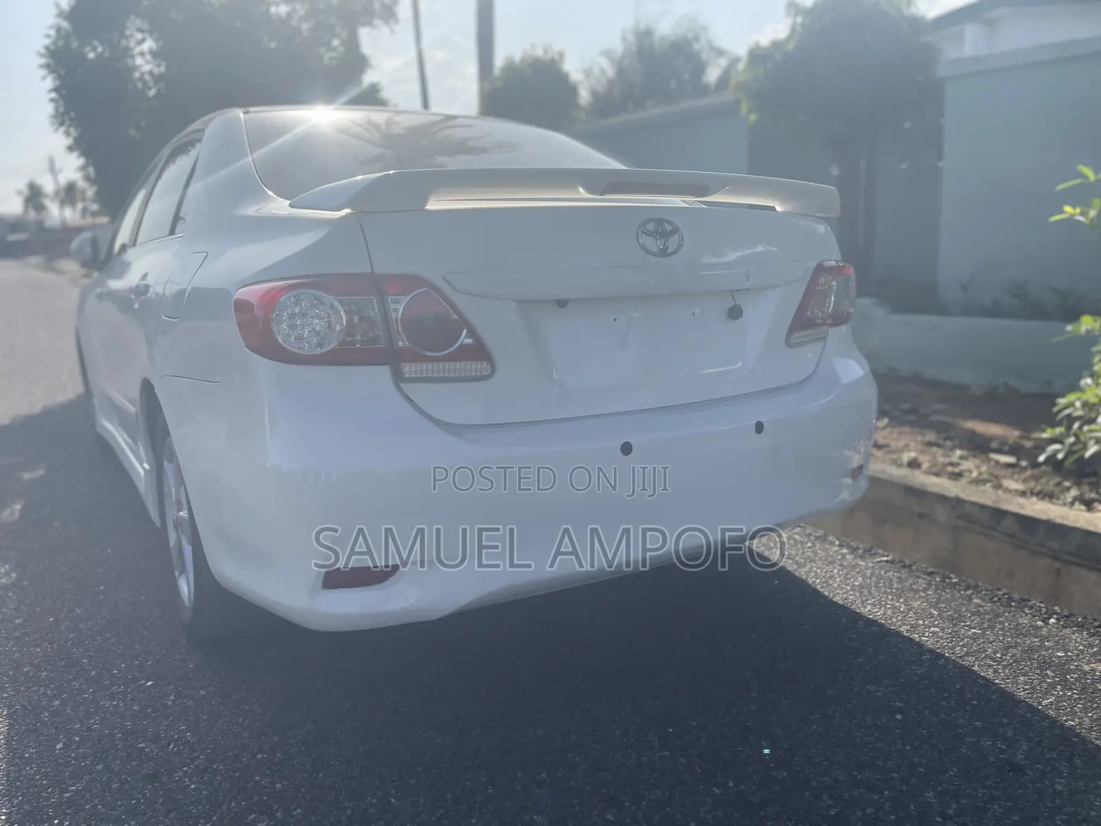 Toyota Corolla Altis 2013 White