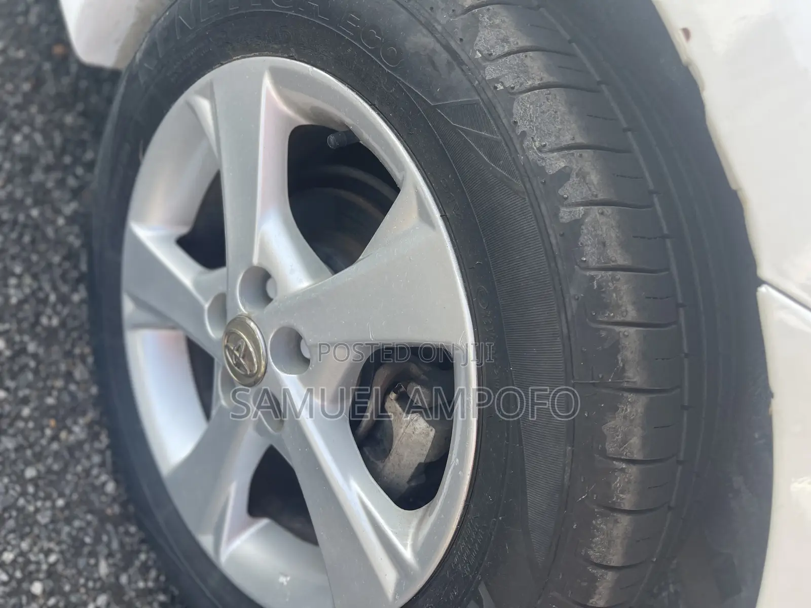 Toyota Corolla Altis 2013 White