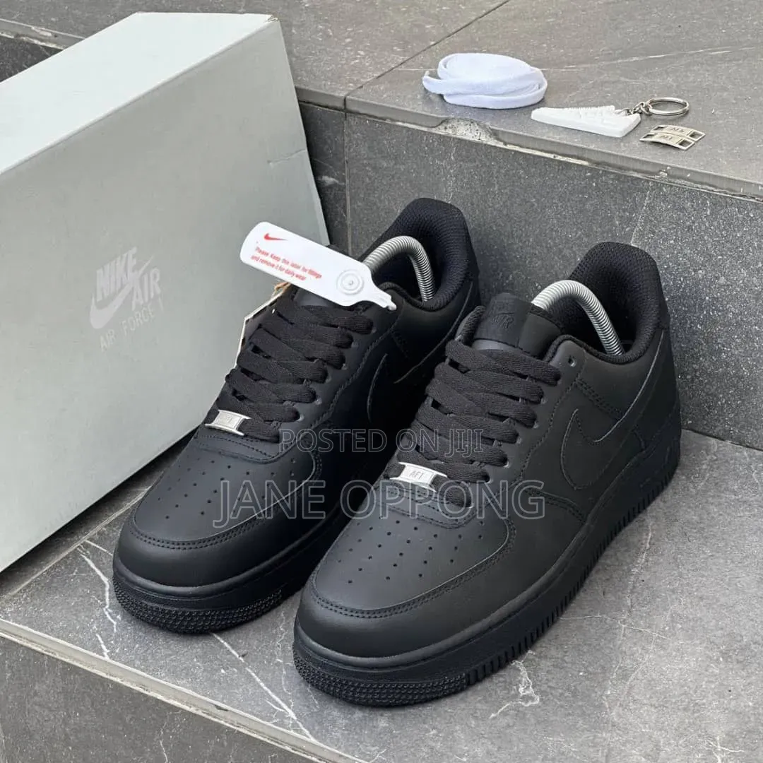 Air Force 1 07 Low Triple Black All Black Classic Mens Sneakers