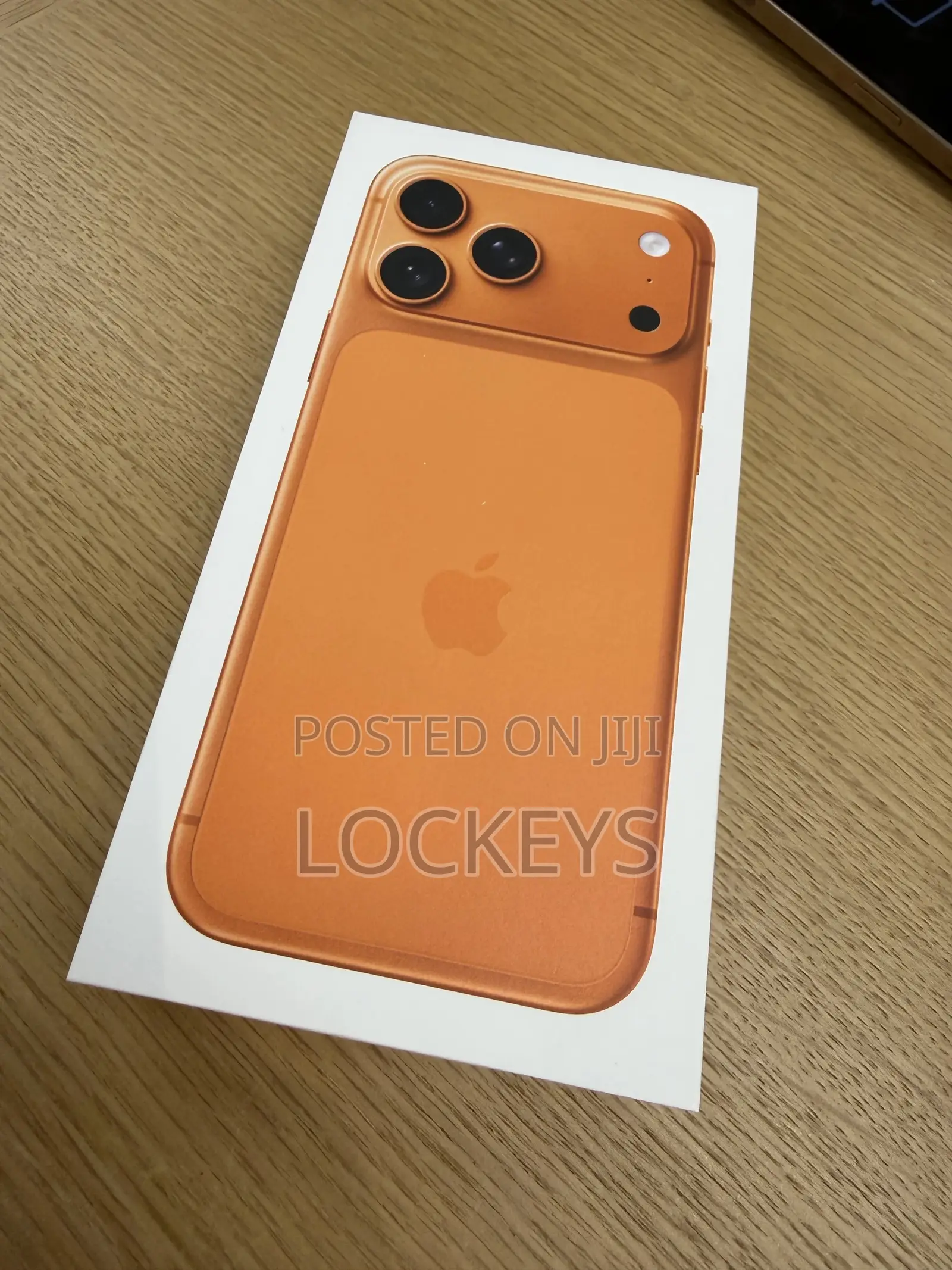 New Apple iPhone 17 Pro Max 1 TB Orange