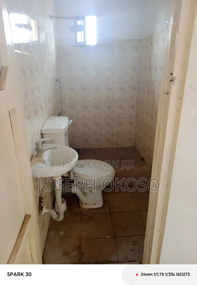 3bdrm House in Little Rock Consult, Dzorwulu for rent
