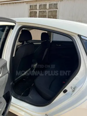 Honda Civic EX Sedan 2018 White