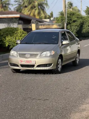 Toyota Vios 2010 Yellow