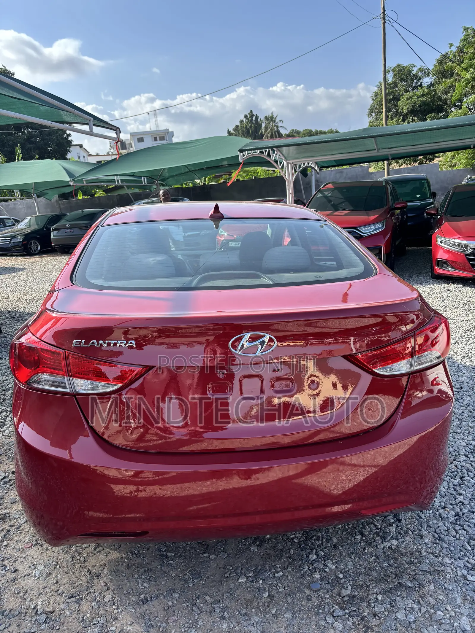 Hyundai Elantra Limited Sedan FWD (1.8L 4cyl 6A) 2013 Red
