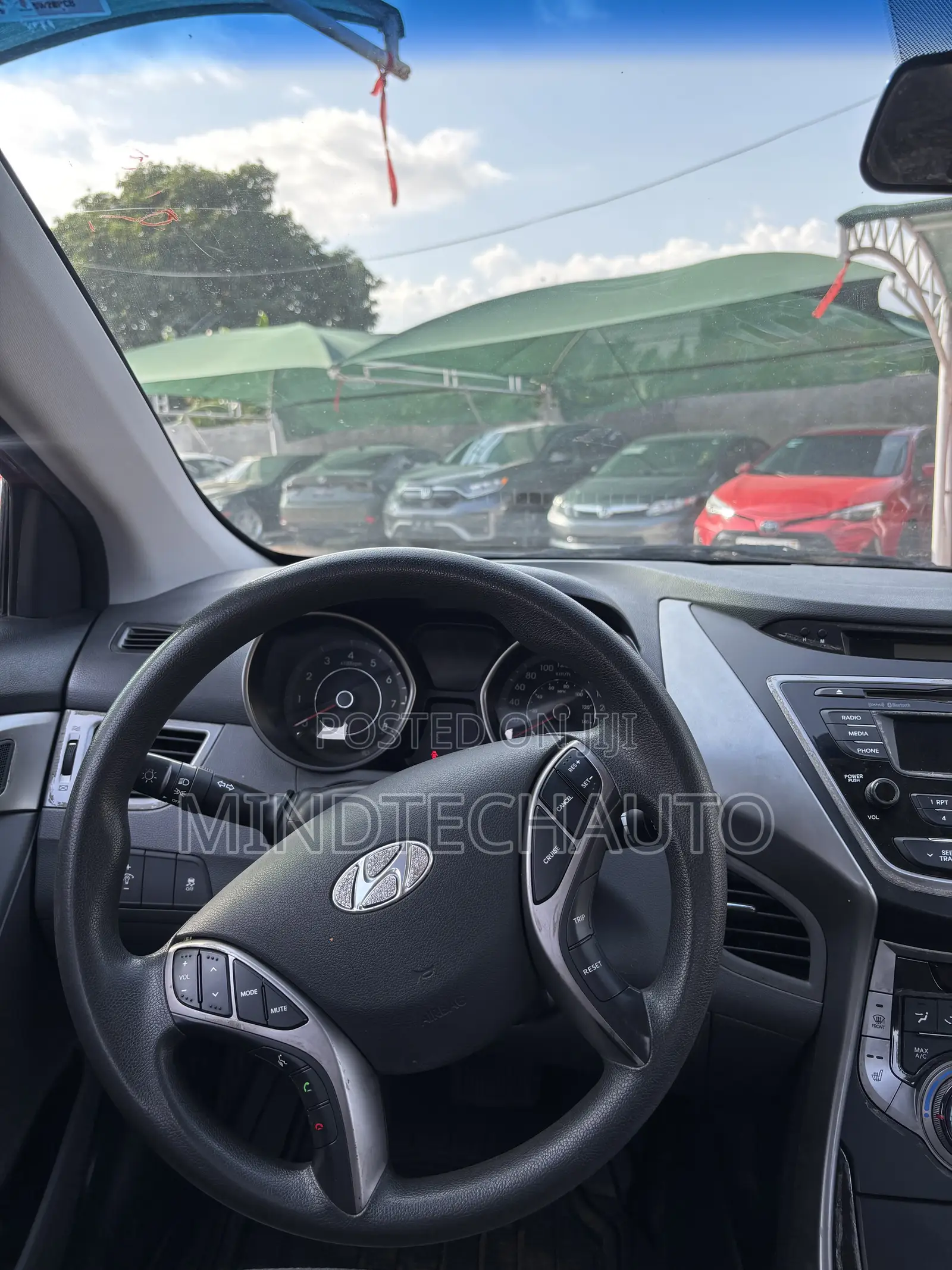 Hyundai Elantra Limited Sedan FWD (1.8L 4cyl 6A) 2013 Red