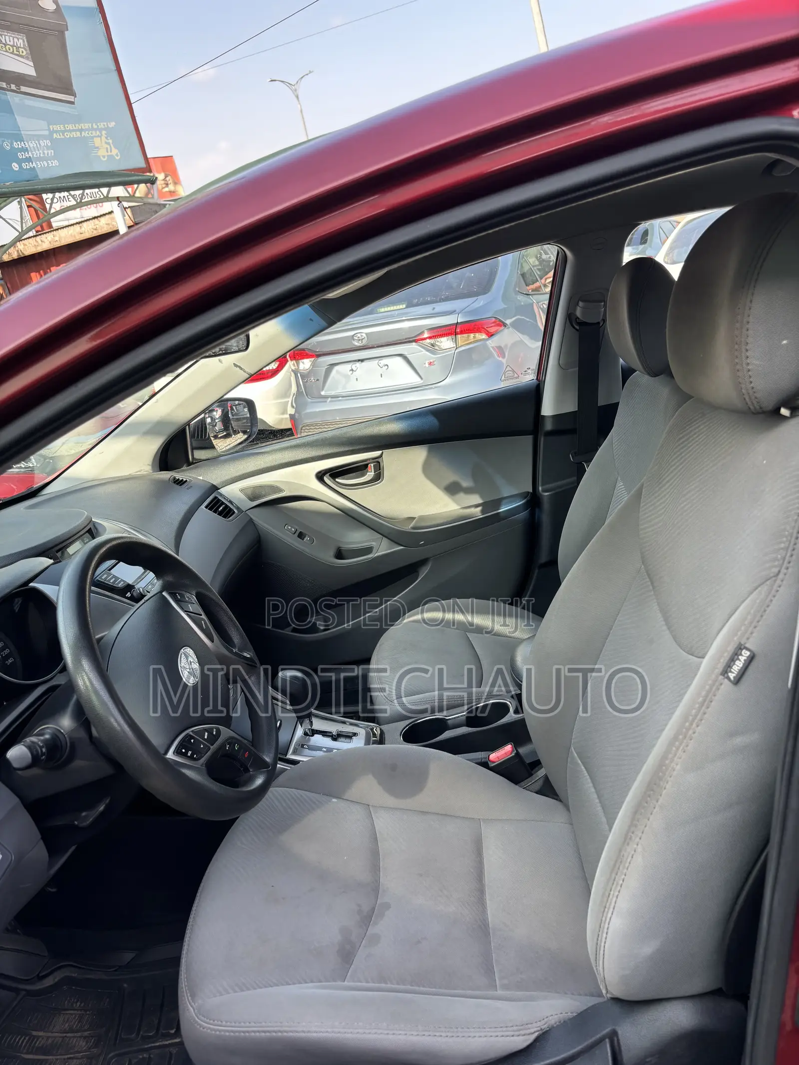 Hyundai Elantra Limited Sedan FWD (1.8L 4cyl 6A) 2013 Red