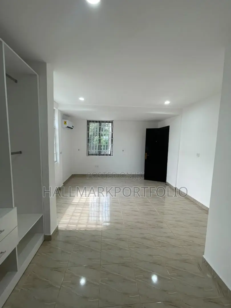 5bdrm House in Labone for rent