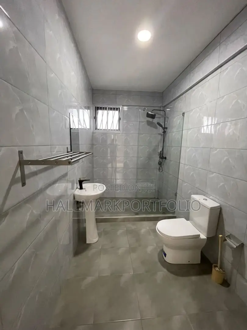 5bdrm House in Labone for rent