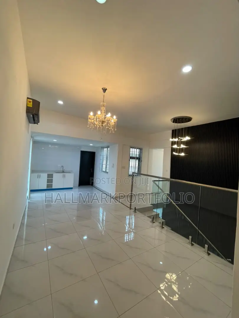 5bdrm House in Labone for rent