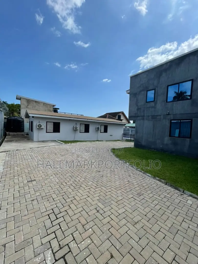 5bdrm House in Labone for rent