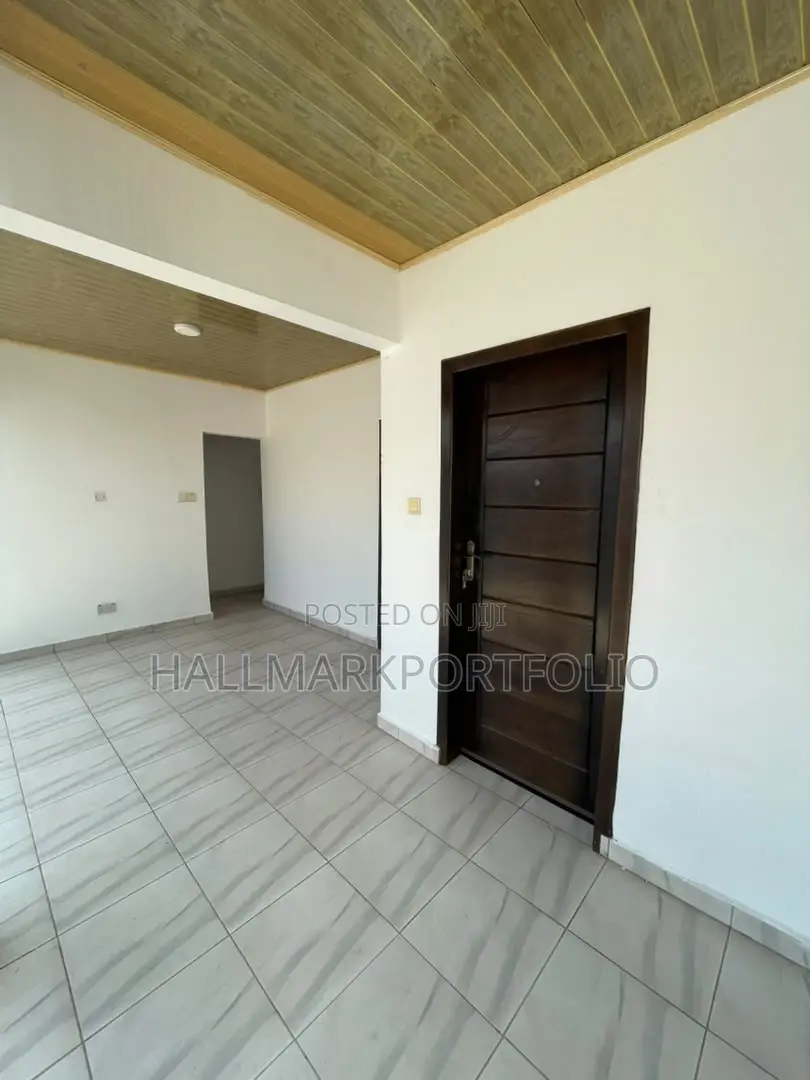 5bdrm House in Labone for rent