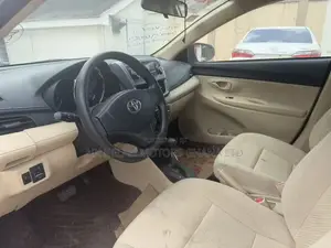 Toyota Yaris 2017 White