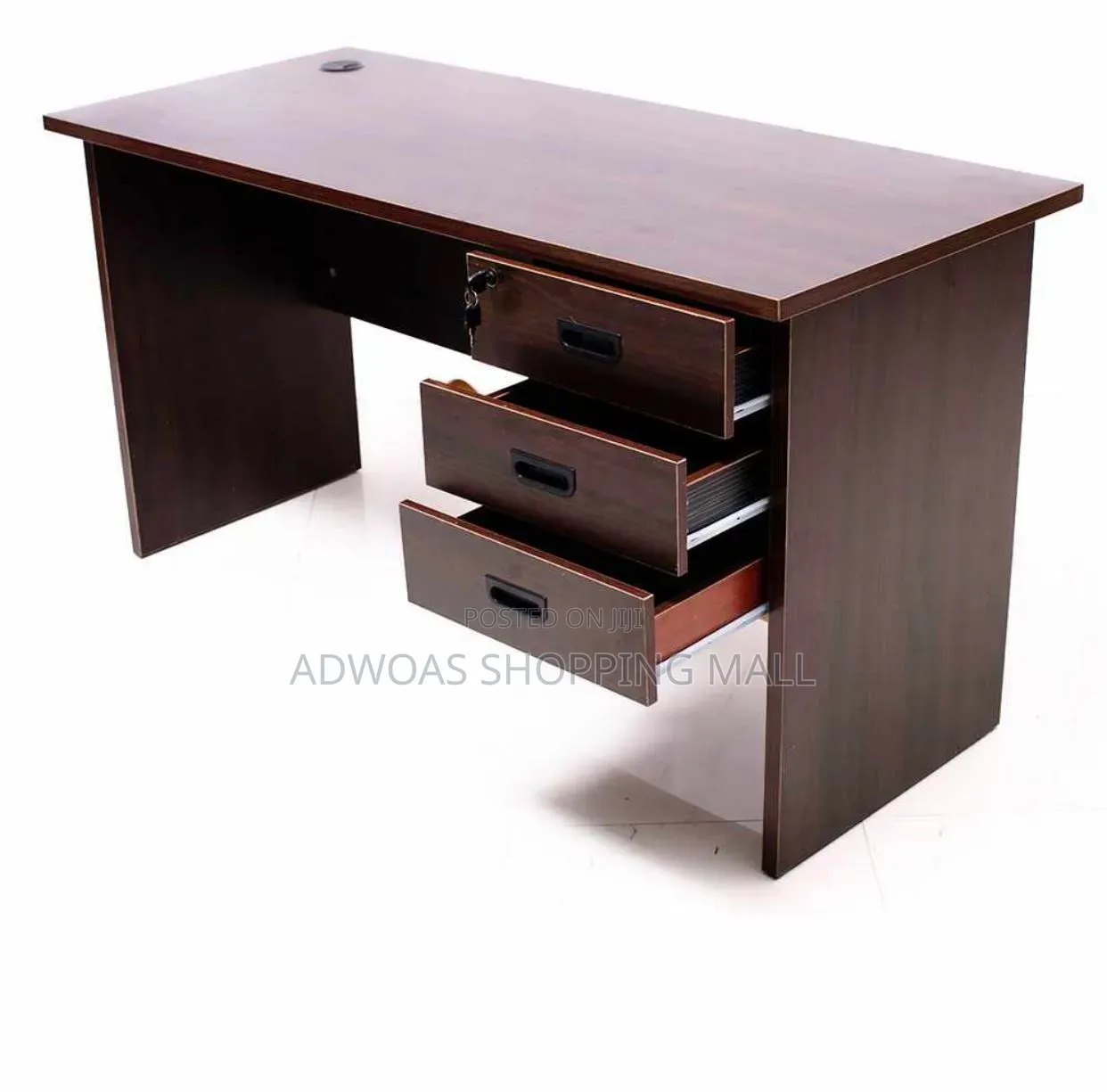 Quality Office Table With 3 Drawers