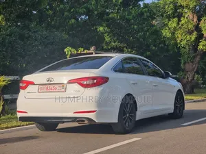 Hyundai Sonata Limited 2.0T Seban (2.0L 4cyl 6A) 2016 White