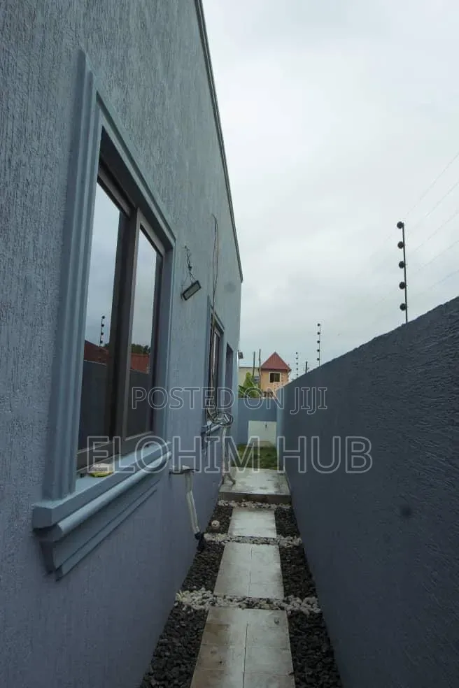 4bdrm House in Oyarifa, Accra Metropolitan for sale