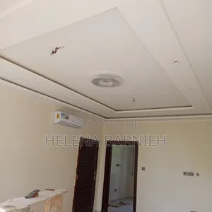 1bdrm Apartment in Helena Estate Agency, Overhead for rent