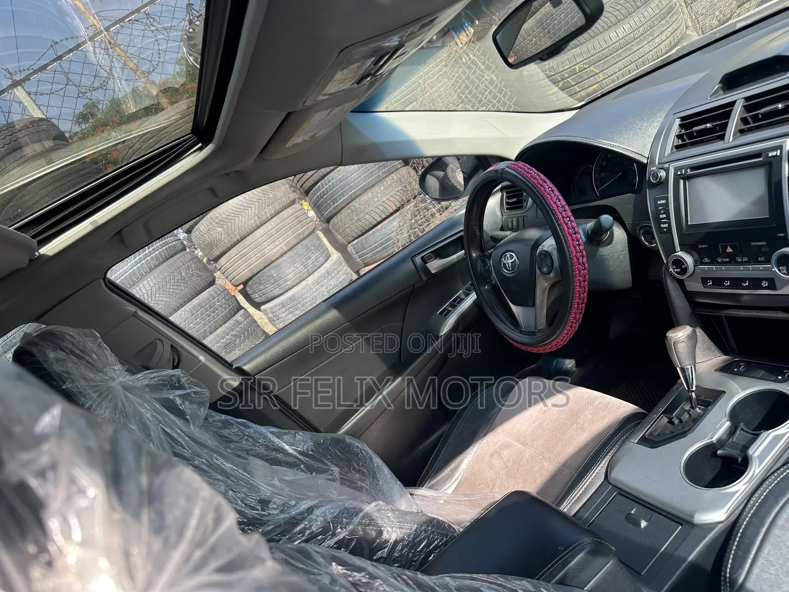 Toyota Camry LE 4dr Sedan (2.5L 4cyl 6A) 2013 Silver