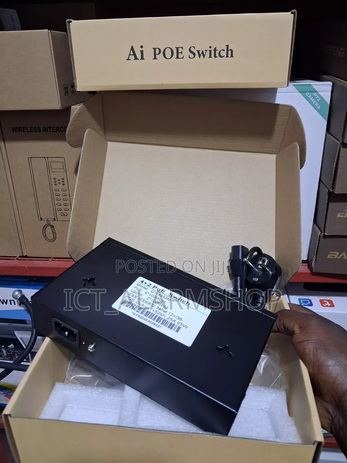 Poe Switch 4+2