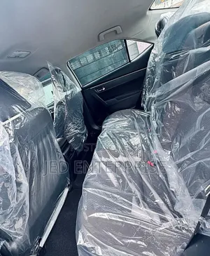 Toyota Corolla 2018 Silver