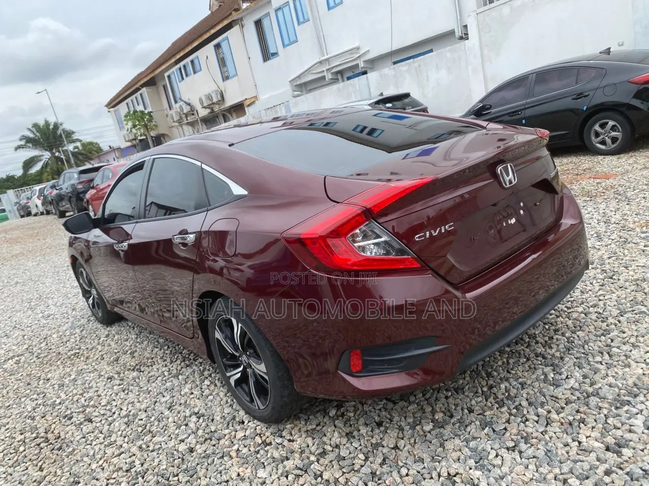Honda Civic 2018 Red