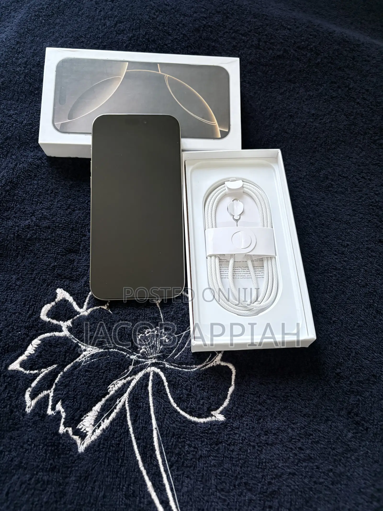 Apple iPhone 16 Pro Max 256 GB Silver