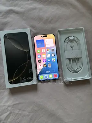 New Apple iPhone 16 Pro Max 256 GB Silver