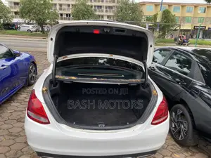 Mercedes-Benz C300 2016 White