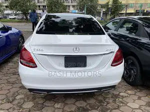 Mercedes-Benz C300 2016 White