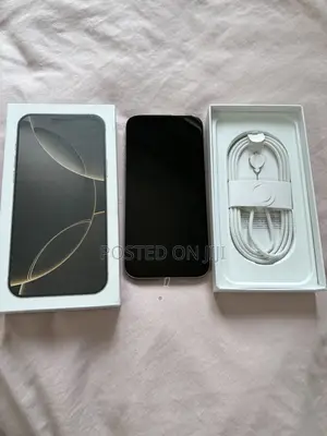 New Apple iPhone 16 Pro Max 256 GB Silver