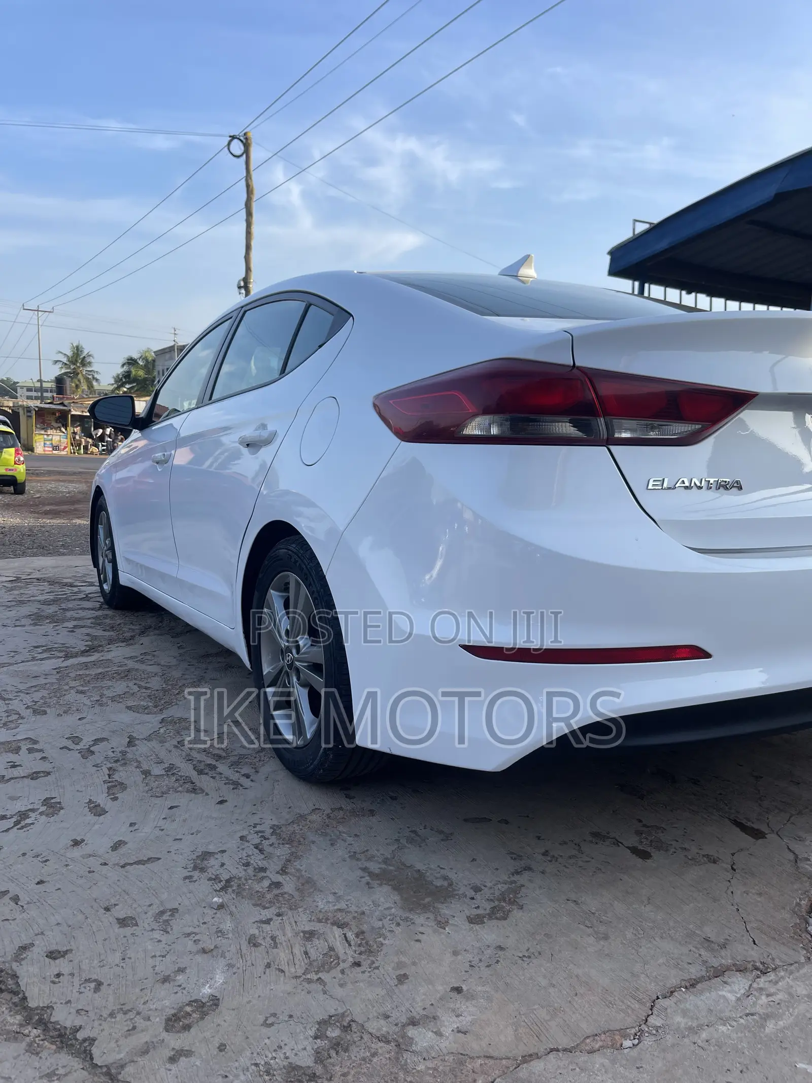 Hyundai Elantra SE 2018 White