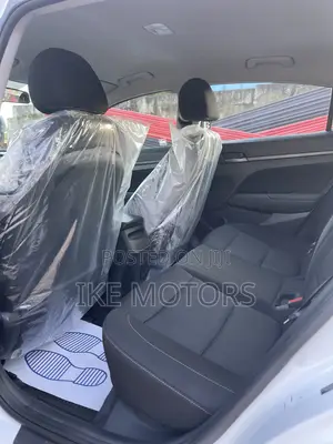 Hyundai Elantra SE 2018 White