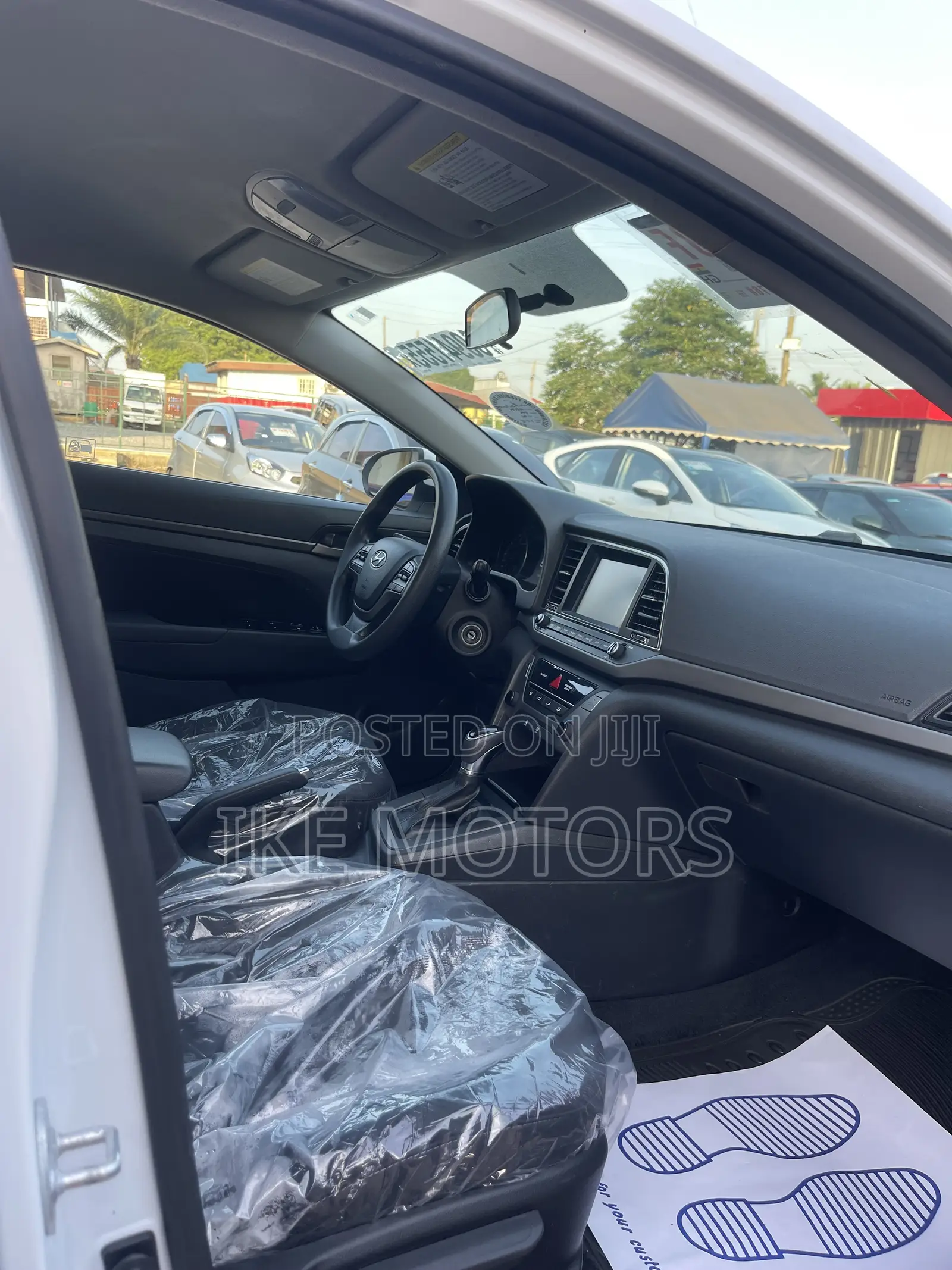 Hyundai Elantra SE 2018 White