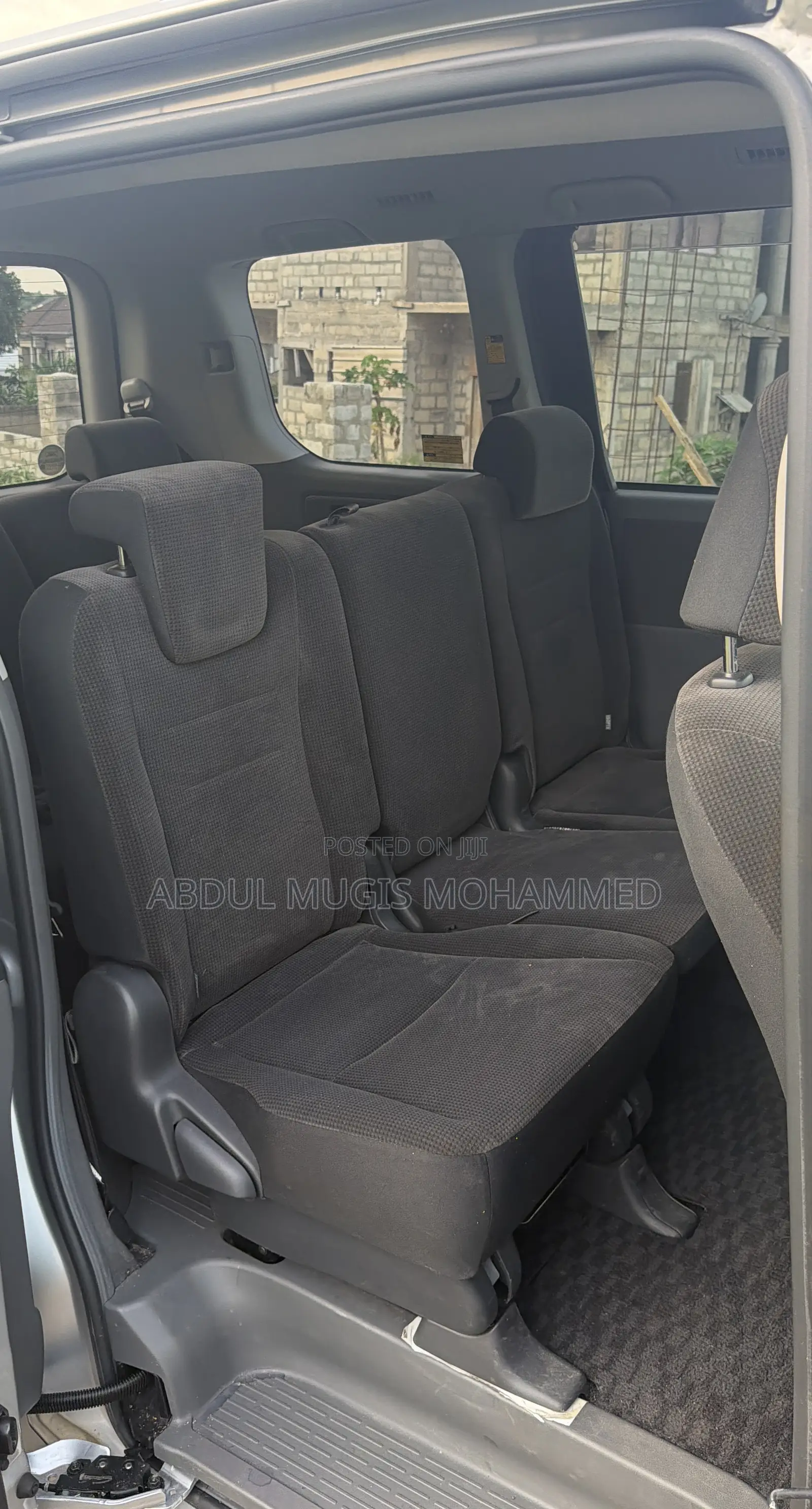 Toyota Voxy 2009 Silver