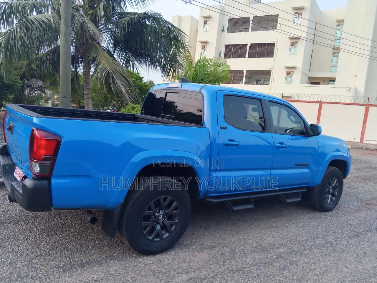 Toyota Tacoma 2020 Blue