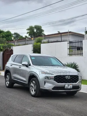 Hyundai Santa Fe SE 2021 Silver