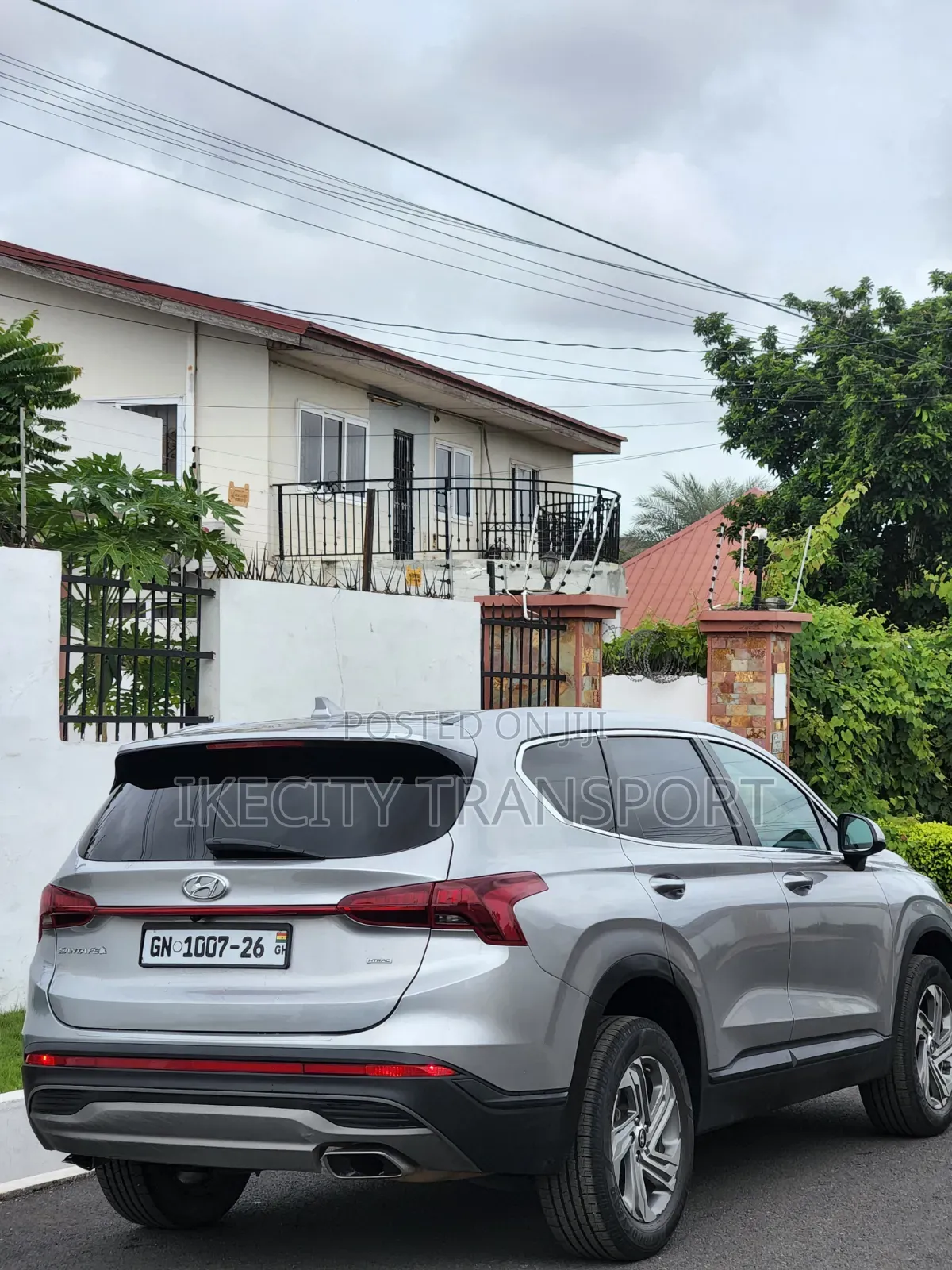 Hyundai Santa Fe SE 2021 Silver